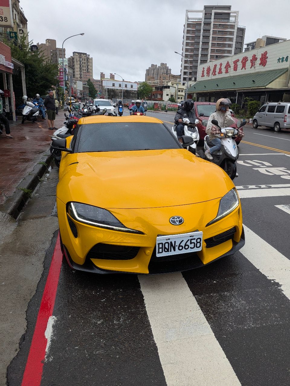 [問題] 遇到違停的垃圾車輛 怎麼處理 - 汽車 - PTT.BEST 批踢踢爆文