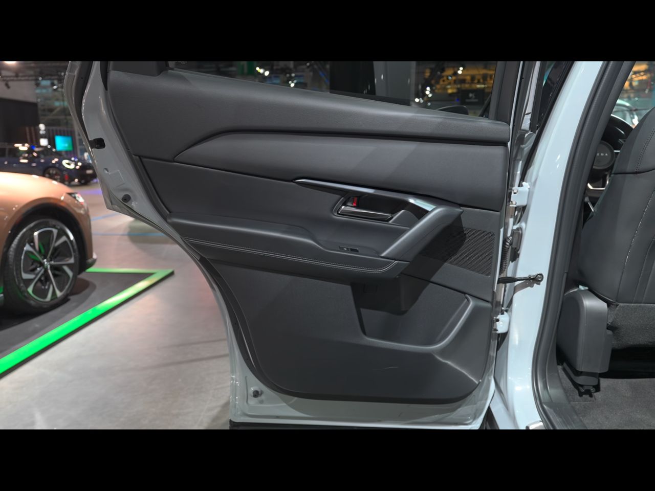 [問題] CX-5跟XC40 - 汽車 - PTT.BEST 批踢踢爆文 2