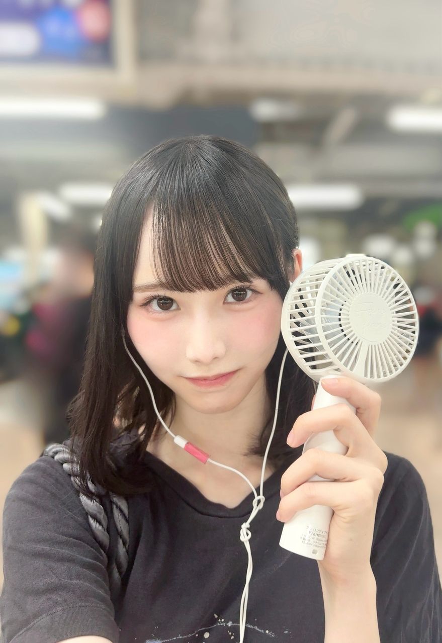 [閒聊] 8月置底/りかたん的俐寶樂園《2》 - 坂道閒聊 - PTT.BEST 批踢踢爆文 3