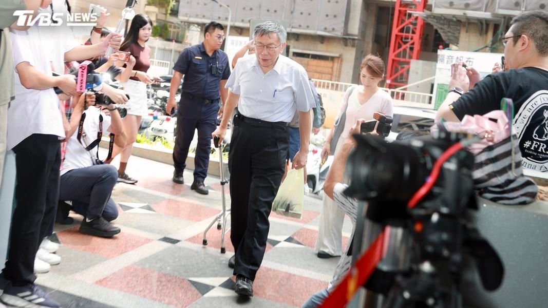 [新聞] 柯文哲換電子手環貼上「萊爾校長：我是 - 八卦 - PTT.BEST 批踢踢爆文 3