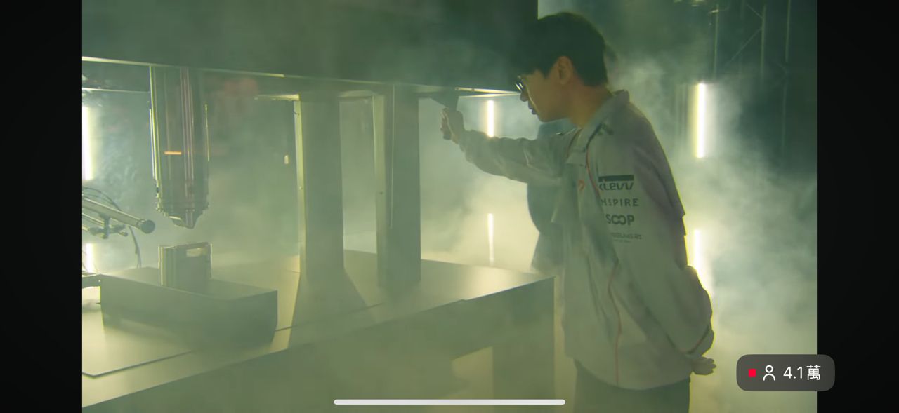 [閒聊] 壓爛HLE隊標的多藍心裡在想啥 - 英雄聯盟 - PTT.BEST 批踢踢爆文