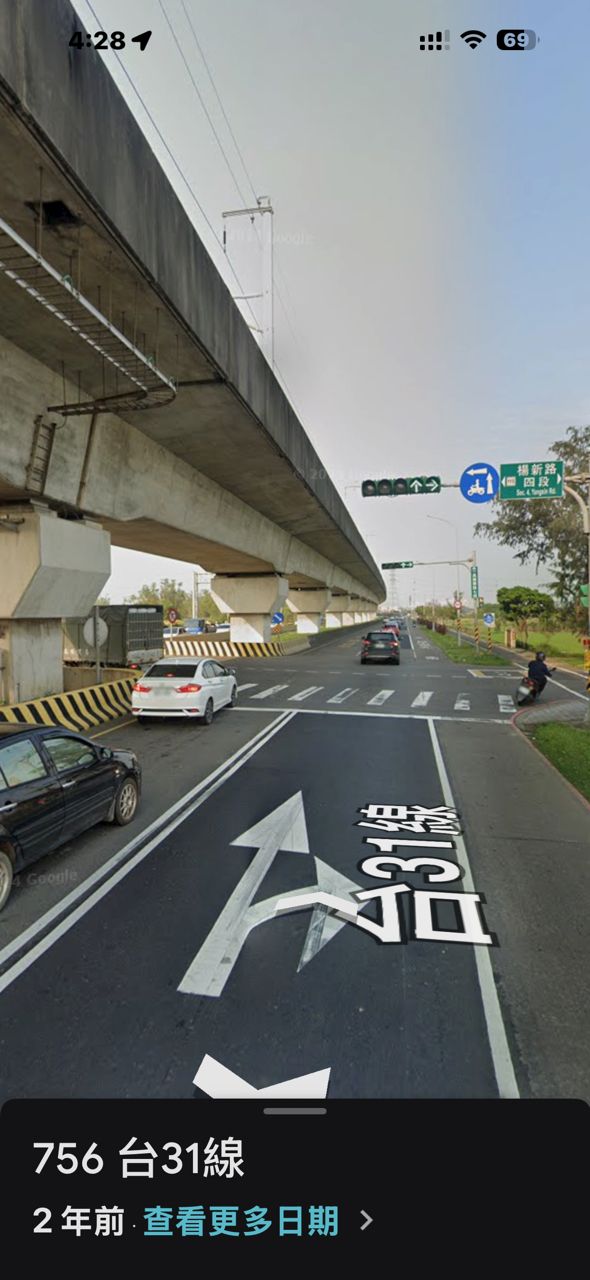 [新聞]快訊/桃園高鐵南路大貨車撞小客車 乘客2死 - 汽車 - PTT.BEST 批踢踢爆文 3