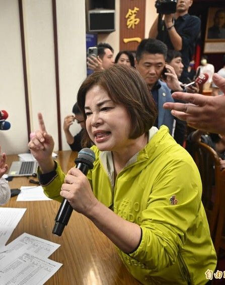 [新聞] 快訊／嗆賈永婕「服裝不純樸」挨轟！　賴惠員改口道歉了 - 八卦 - PTT.BEST 批踢踢爆文 3