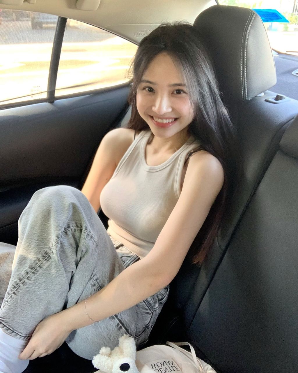 [問卦] 同事工作雷到你，會因為長得正就原諒？ - 八卦 - PTT.BEST 批踢踢爆文