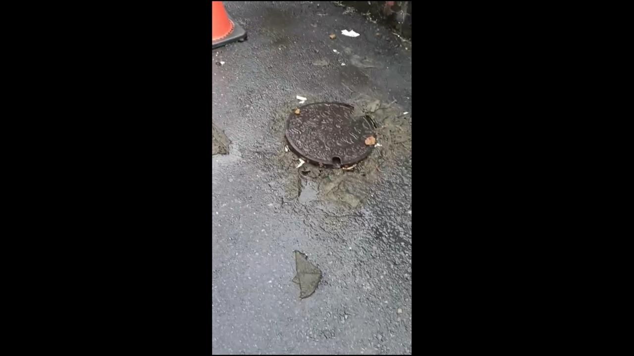[新聞] 台中太平大雨狂炸釀人孔蓋大噴發 大量排 - 政黑 - PTT.BEST 批踢踢爆文 3