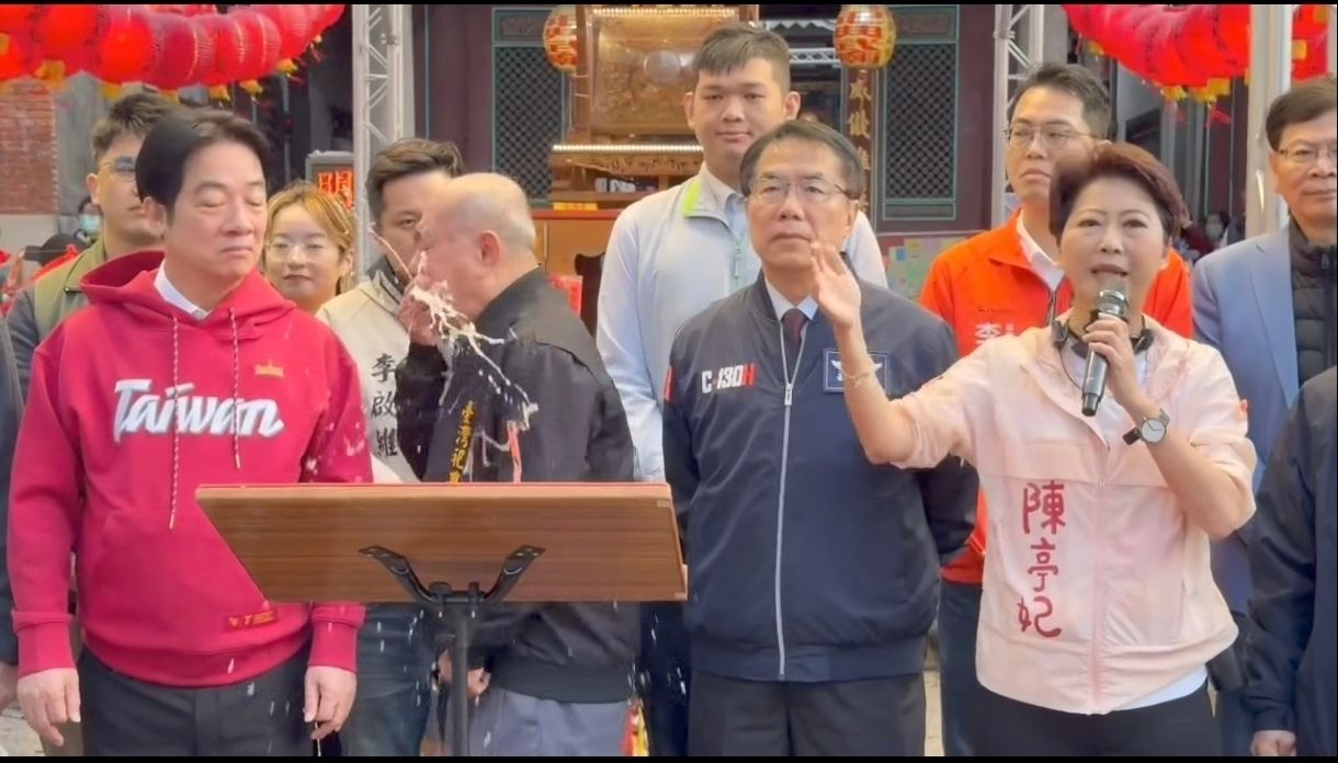 [新聞] 武廟主委吐了！噴濺賴清德總統一身 - 八卦 - PTT.BEST 批踢踢爆文
