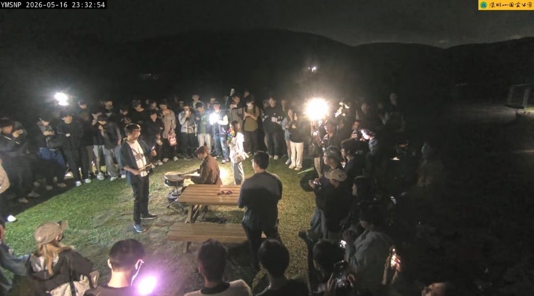 [問卦]國際擎天崗野炮生活節 live聊天台 來了～ - 八卦 - PTT.BEST 批踢踢爆文