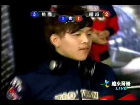 [新聞] 德國電競選手落敗後 直接一巴掌打飛對手眼鏡 - 希洽 - PTT.BEST 批踢踢爆文