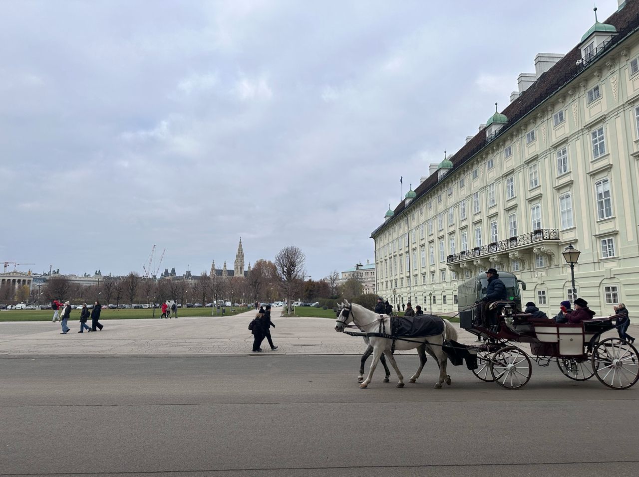 [問卦] 10天連假結束如何收心