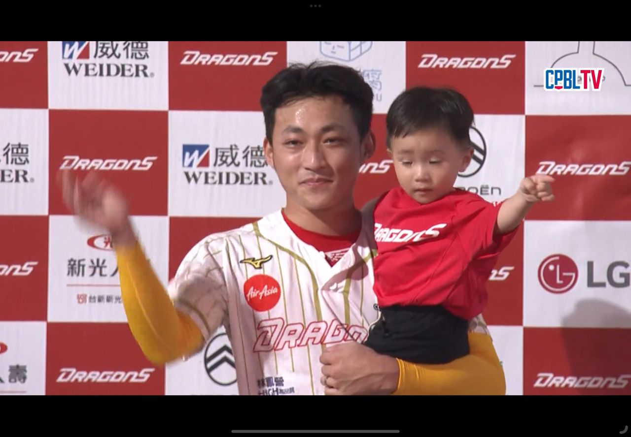 [LIVE] CPBL例行賽#067 統一 VS 味全 @天母 - 棒球 - PTT.BEST 批踢踢爆文 3