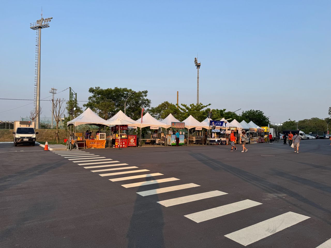 [討論] 今晚亞太的攤商會賣爆還是涼涼？ - 棒球 - PTT.BEST 批踢踢爆文 3