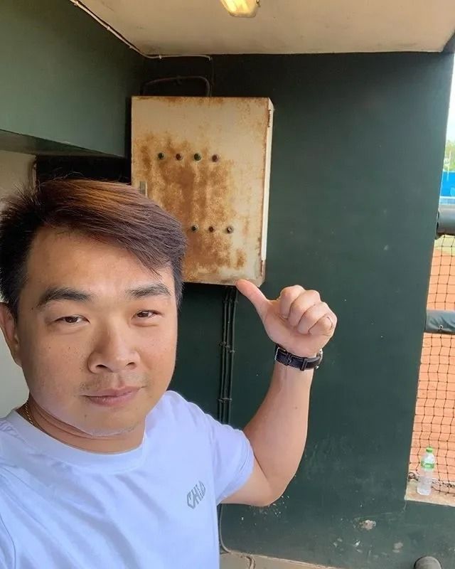 [分享] 杉山一樹 左手骨折 - 棒球 - PTT.BEST 批踢踢爆文