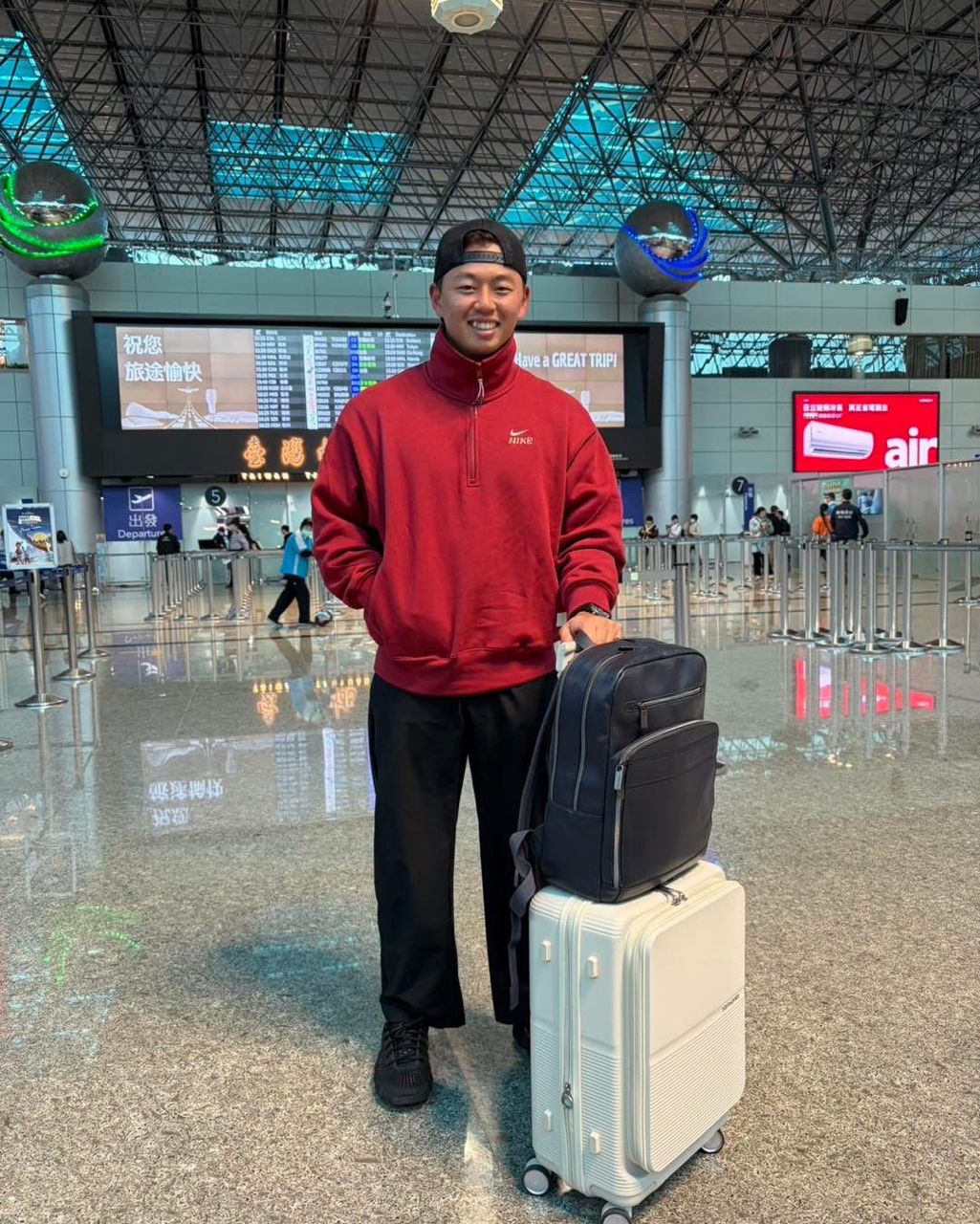 [分享] 鄭宗哲搭機返美參加紅襪春訓 - 棒球 - PTT.BEST 批踢踢爆文