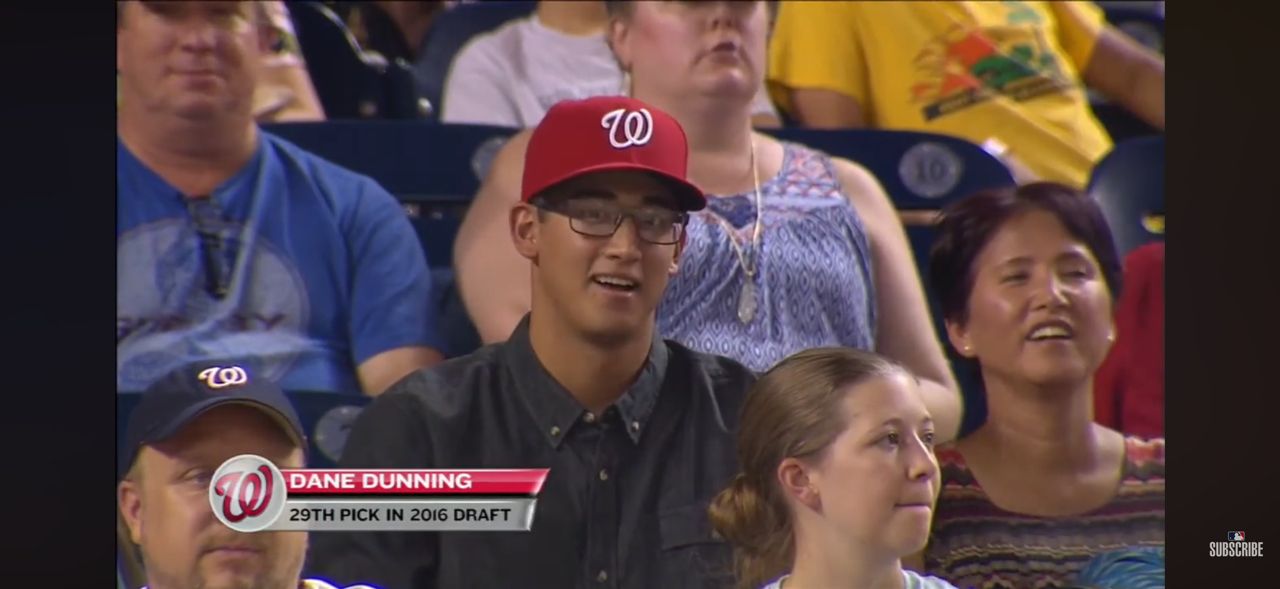 [分享] 韓國隊Dunning伸卡球已恢復到顛峰 - 棒球 - PTT.BEST 批踢踢爆文 2