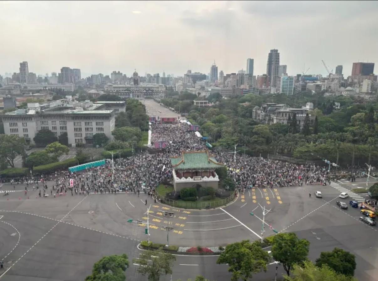 [新聞] 影/725凱道「超狂空拍照」曝光！下午洶 - 八卦 - PTT.BEST 批踢踢爆文 2