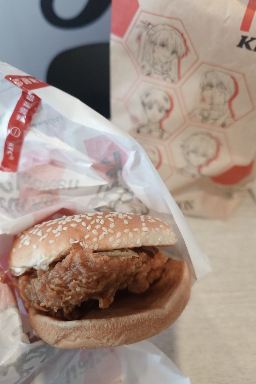 [情報] PK雙饗卡app 咔拉雞腿堡買一送一券 - 省錢 - PTT.BEST 批踢踢爆文 3