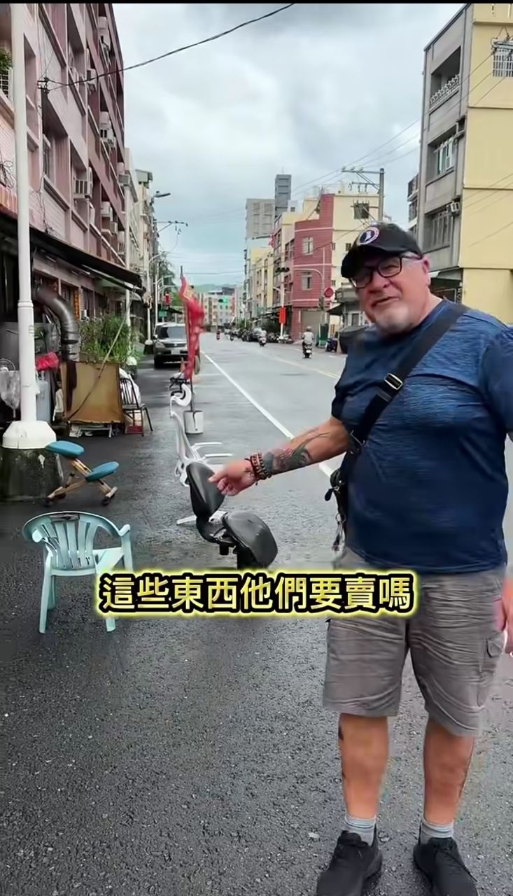 [問卦]外國人看傻「為何台灣可以用物品佔道路」? - 八卦 - PTT.BEST 批踢踢爆文 2