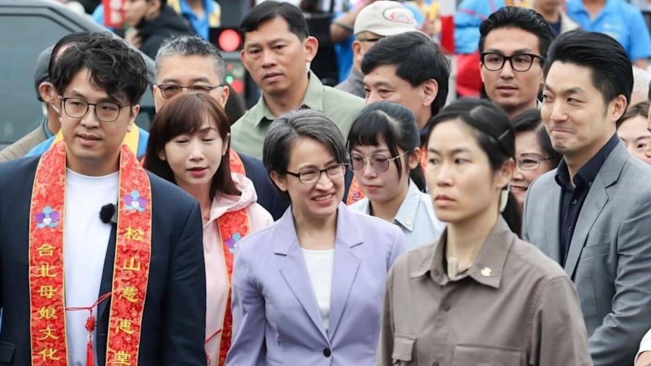[新聞] 沈伯洋被封綠營20年台北最強候選人　莊 - 八卦 - PTT.BEST 批踢踢爆文 3