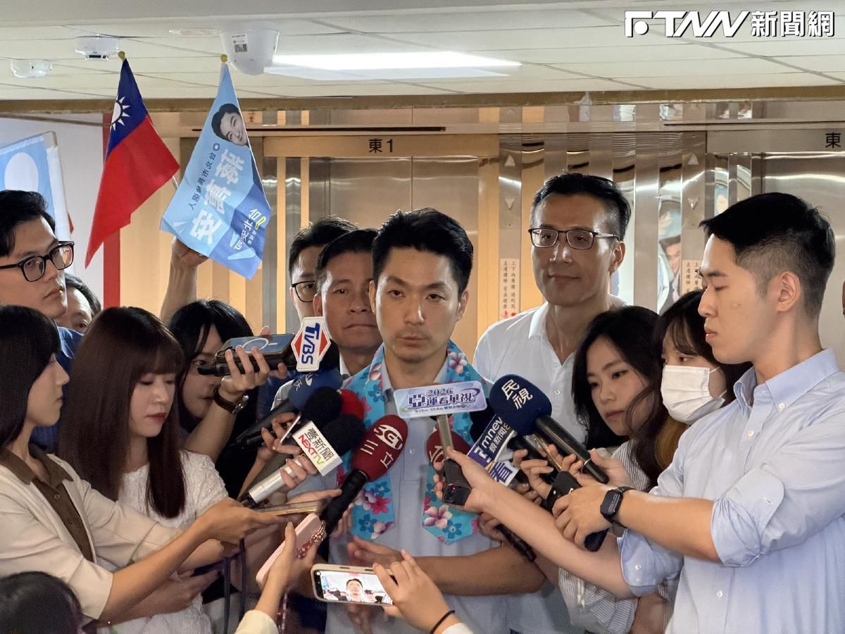 [新聞] 夜市沈伯洋標語不能掛、蔣萬安照片卻可以 - 政黑 - PTT.BEST 批踢踢爆文