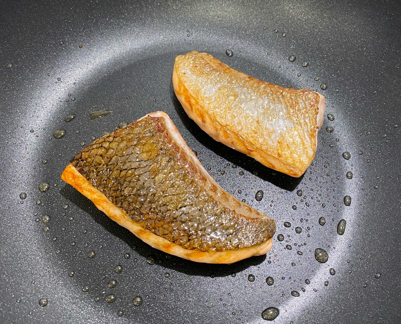 [問卦] 我煎的魚有合格嗎☺ - 八卦 - PTT.BEST 批踢踢爆文