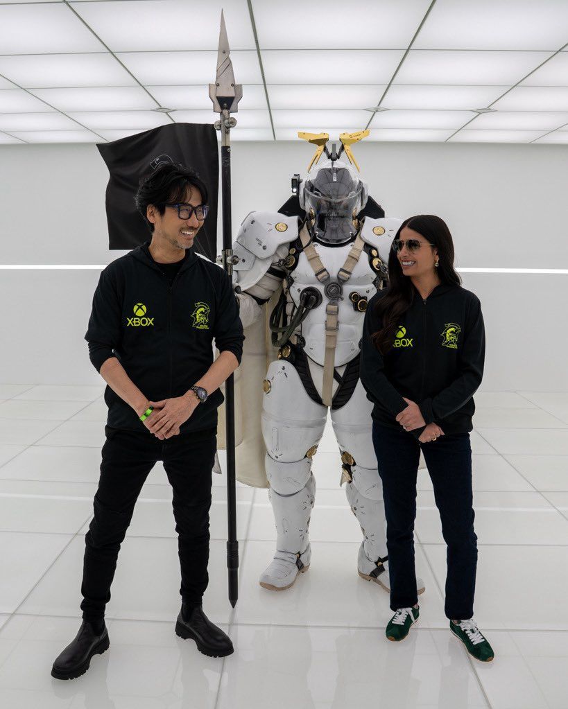 [情報] XBOX CEO和小島秀夫合照和討論未來 - 希洽 - PTT.BEST 批踢踢爆文