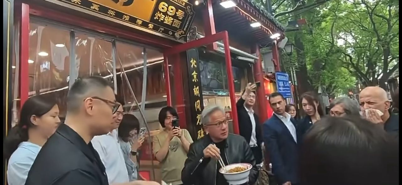 [問卦] 中國的麵食一定要這麼大碗嗎？ - 八卦 - PTT.BEST 批踢踢爆文