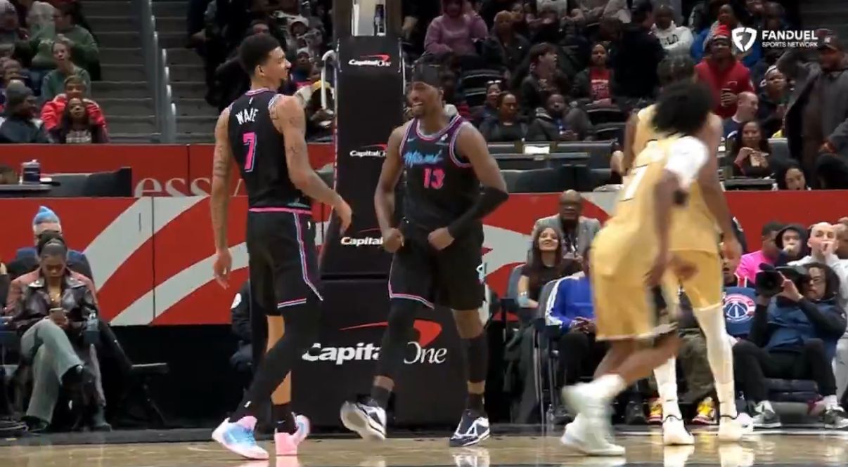 [花邊] Adebayo隔扣Ware…? - 美國職籃 - PTT.BEST 批踢踢爆文 2