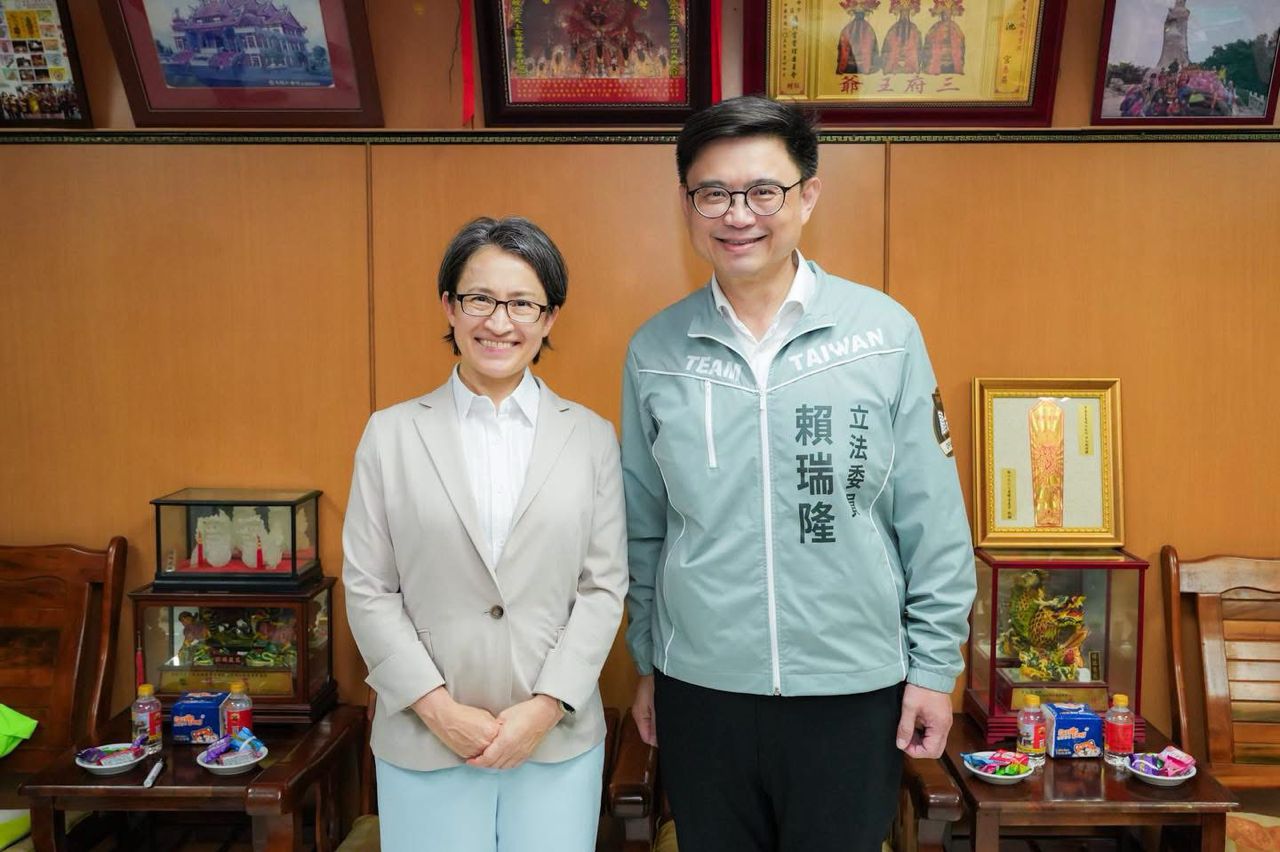 [討論] 賴瑞隆選情到底 - 政黑 - PTT.BEST 批踢踢爆文