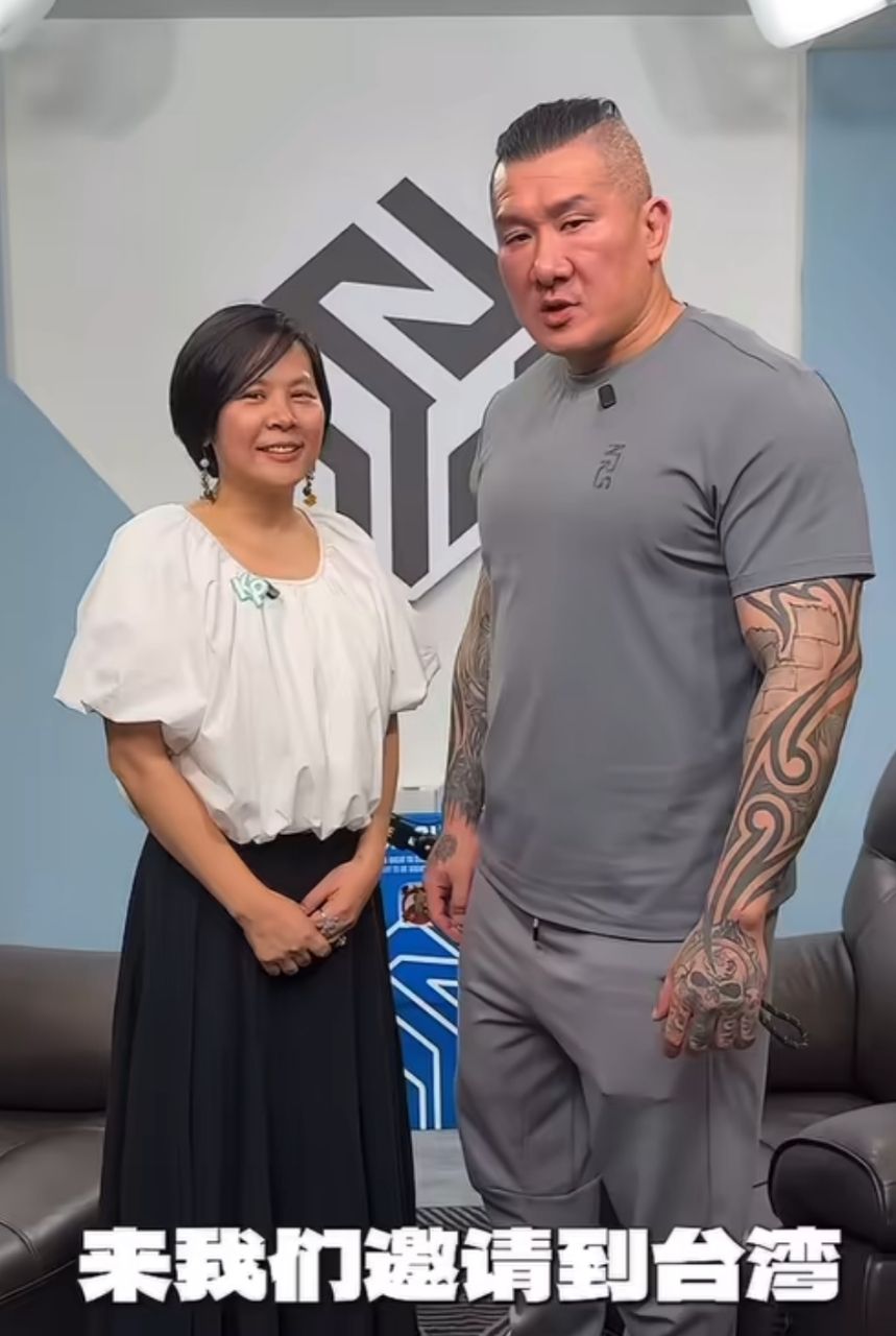 [討論] 館長砲轟李貞秀「不適任立委」應該知所進退 - 政黑 - PTT.BEST 批踢踢爆文 2