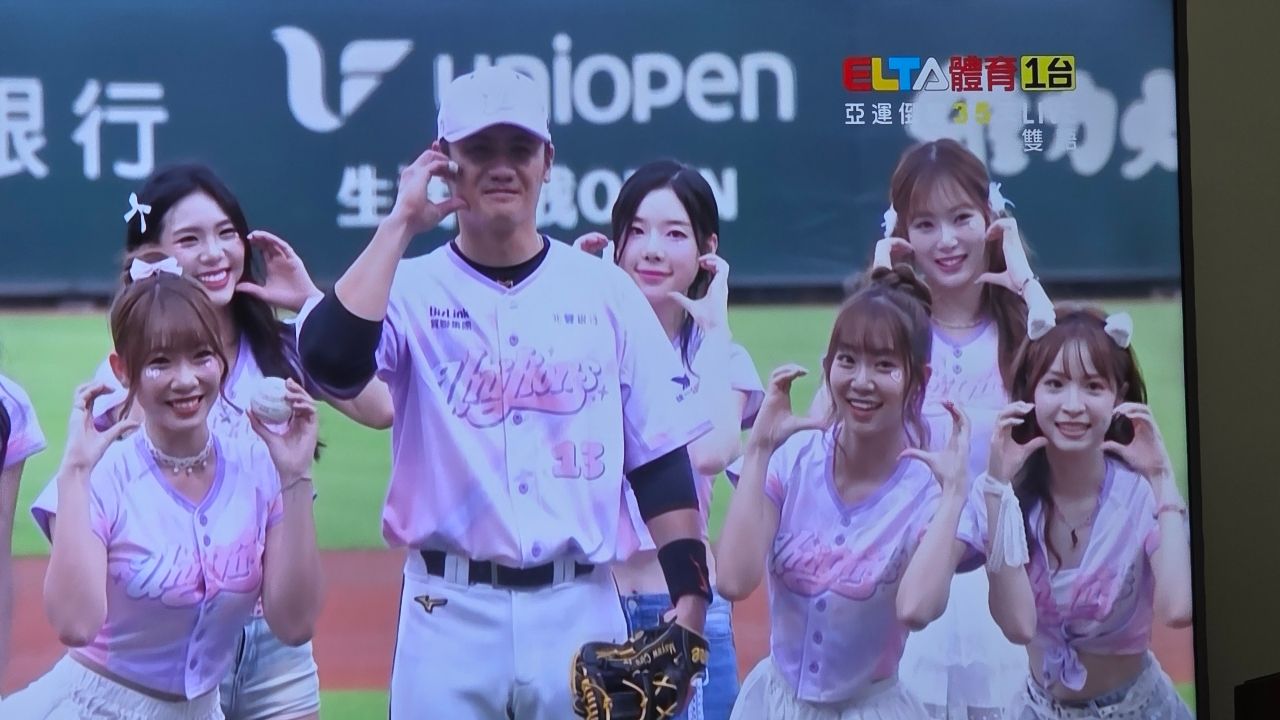 [LIVE] CPBL例行賽#265 富邦 VS 統一 @亞太主 - 棒球 - PTT.BEST 批踢踢爆文 3