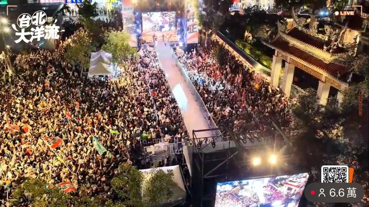 [討論] 龍山寺空拍照 - 政黑 - PTT.BEST 批踢踢爆文 2